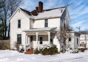 326 Columbus Road, South Charleston, Ohio 45368, 3 Bedrooms Bedrooms, ,1 BathroomBathrooms,Residential,For Sale,Columbus,1037071