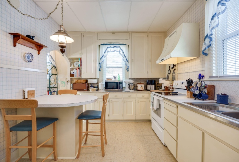 25-web-or-mls-326-w-columbus-rd
