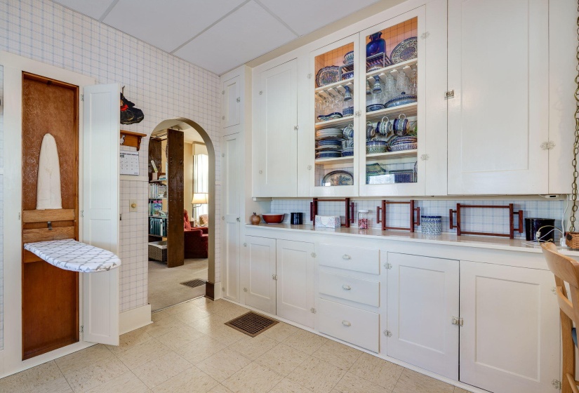 26-web-or-mls-326-w-columbus-rd