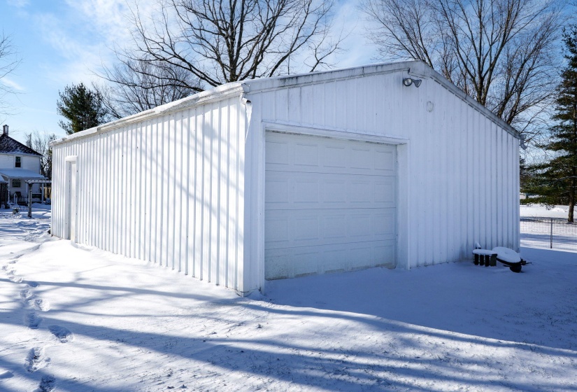 51-web-or-mls-326-w-columbus-rd