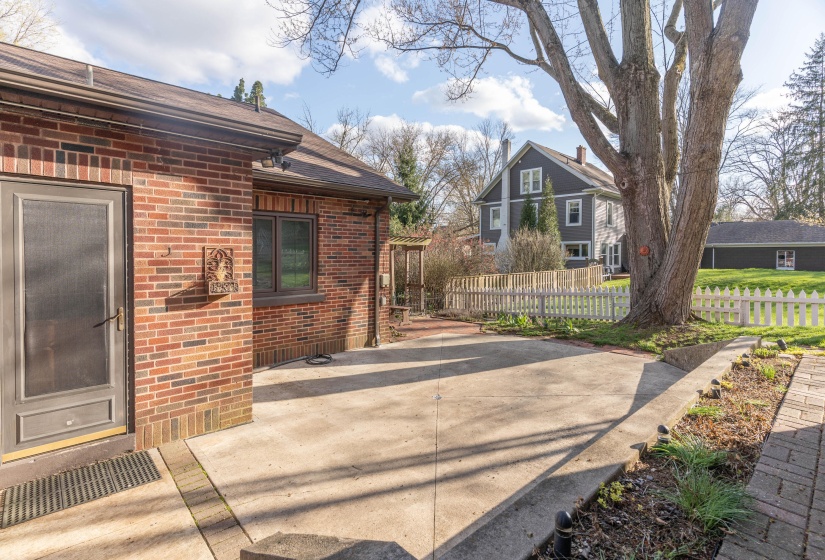 213 Bon Air, Sidney-39