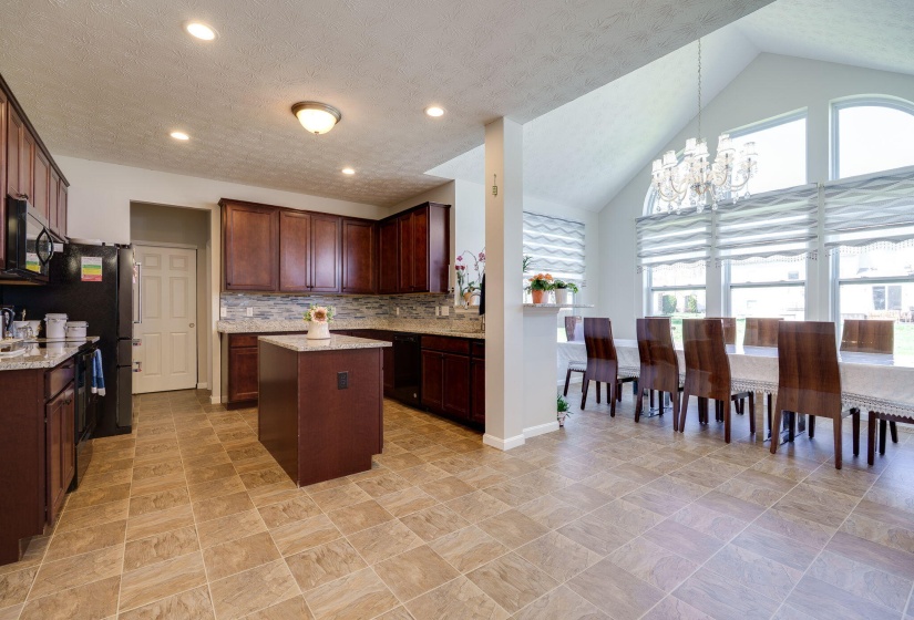 15-web-or-mls-4239-silver-oak-wy
