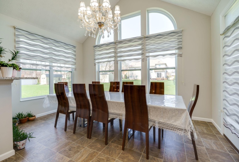 22-web-or-mls-4239-silver-oak-wy