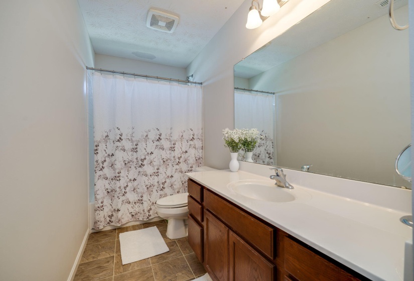 33-web-or-mls-4239-silver-oak-wy