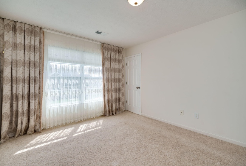 35-web-or-mls-4239-silver-oak-wy