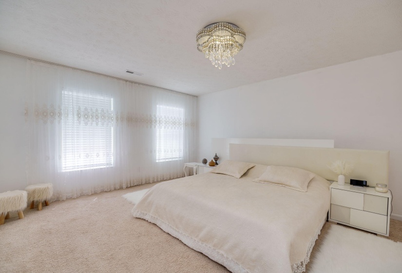37-web-or-mls-4239-silver-oak-wy