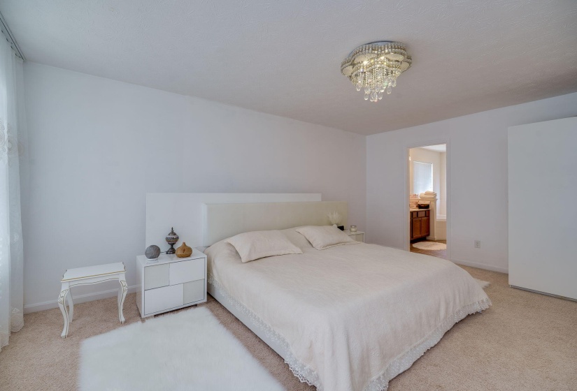 38-web-or-mls-4239-silver-oak-wy