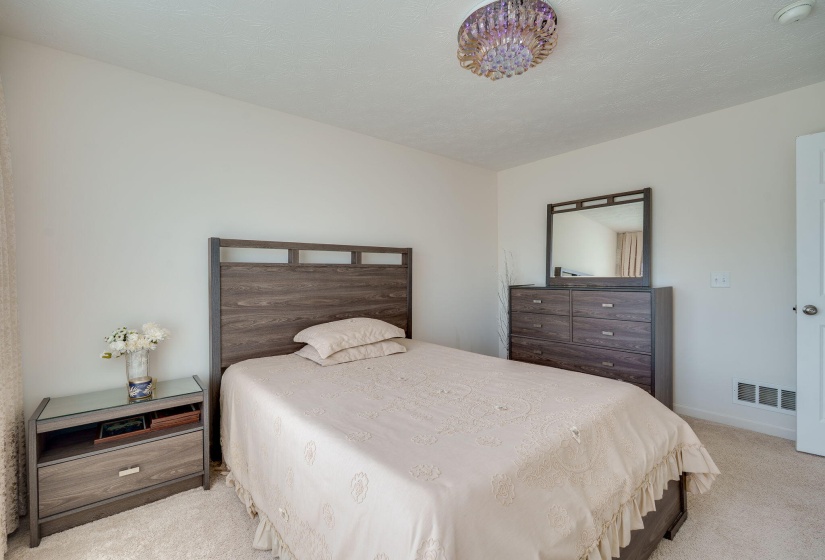 44-web-or-mls-4239-silver-oak-wy