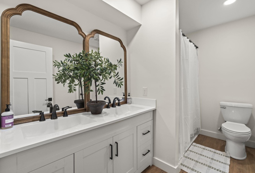 70-web-or-mls-DSC04082