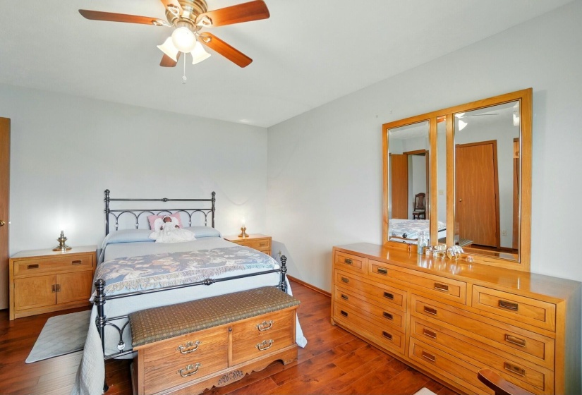 1143 Armsgate Road