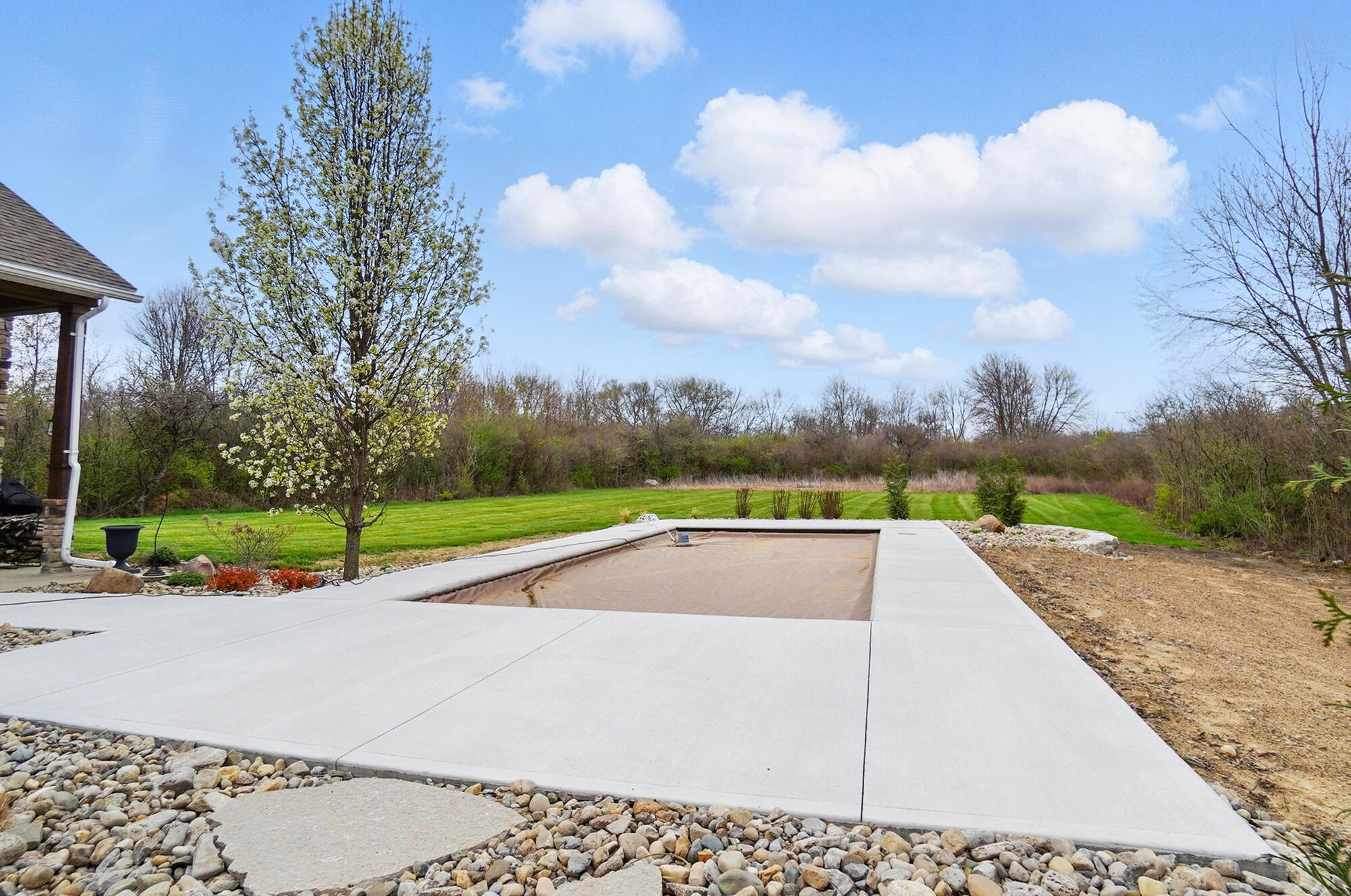 4655 Alcony Conov Road, Conover, Ohio 45317