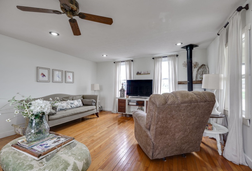 9-web-or-mls-4623-springfield-xenia-rd