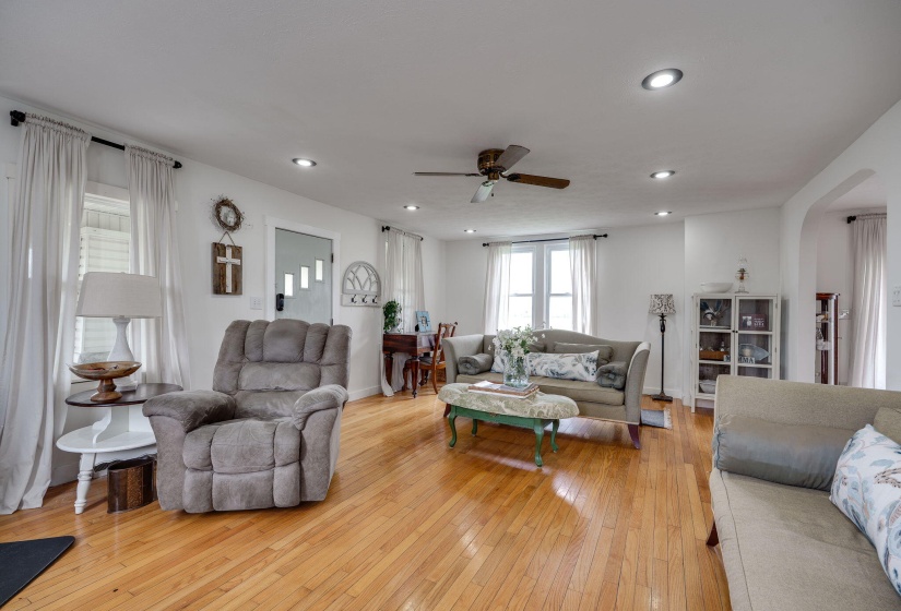 13-web-or-mls-4623-springfield-xenia-rd