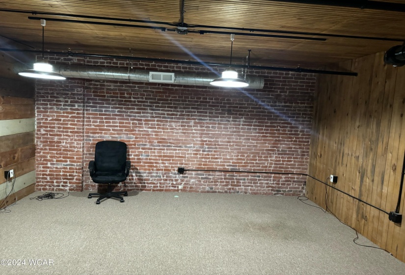 130 Crawford Street, Findlay, Ohio, ,Commercial Lease,For Rent,Crawford,303749