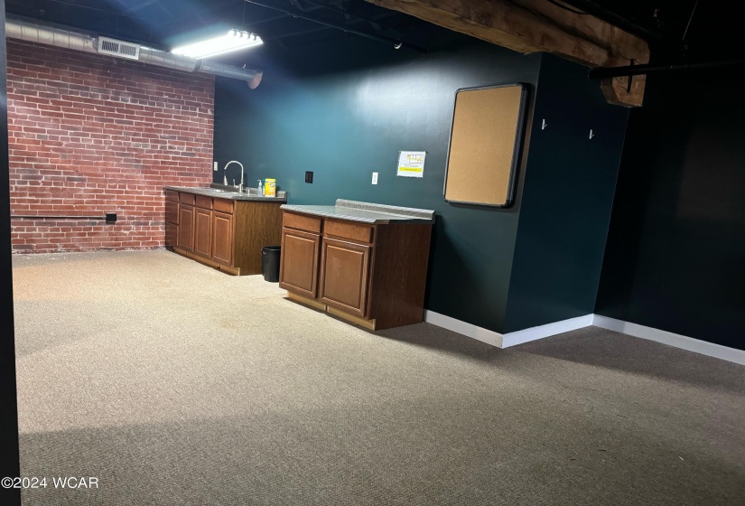 130 Crawford Street, Findlay, Ohio, ,Commercial Lease,For Rent,Crawford,303749
