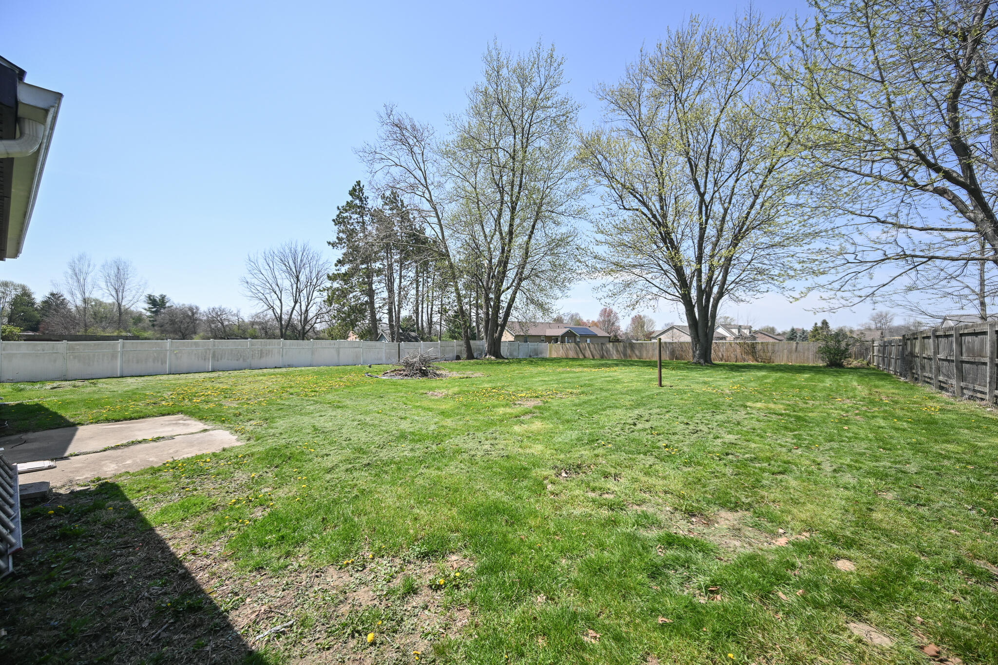 245 Gordon Road, Springfield, Ohio 45504