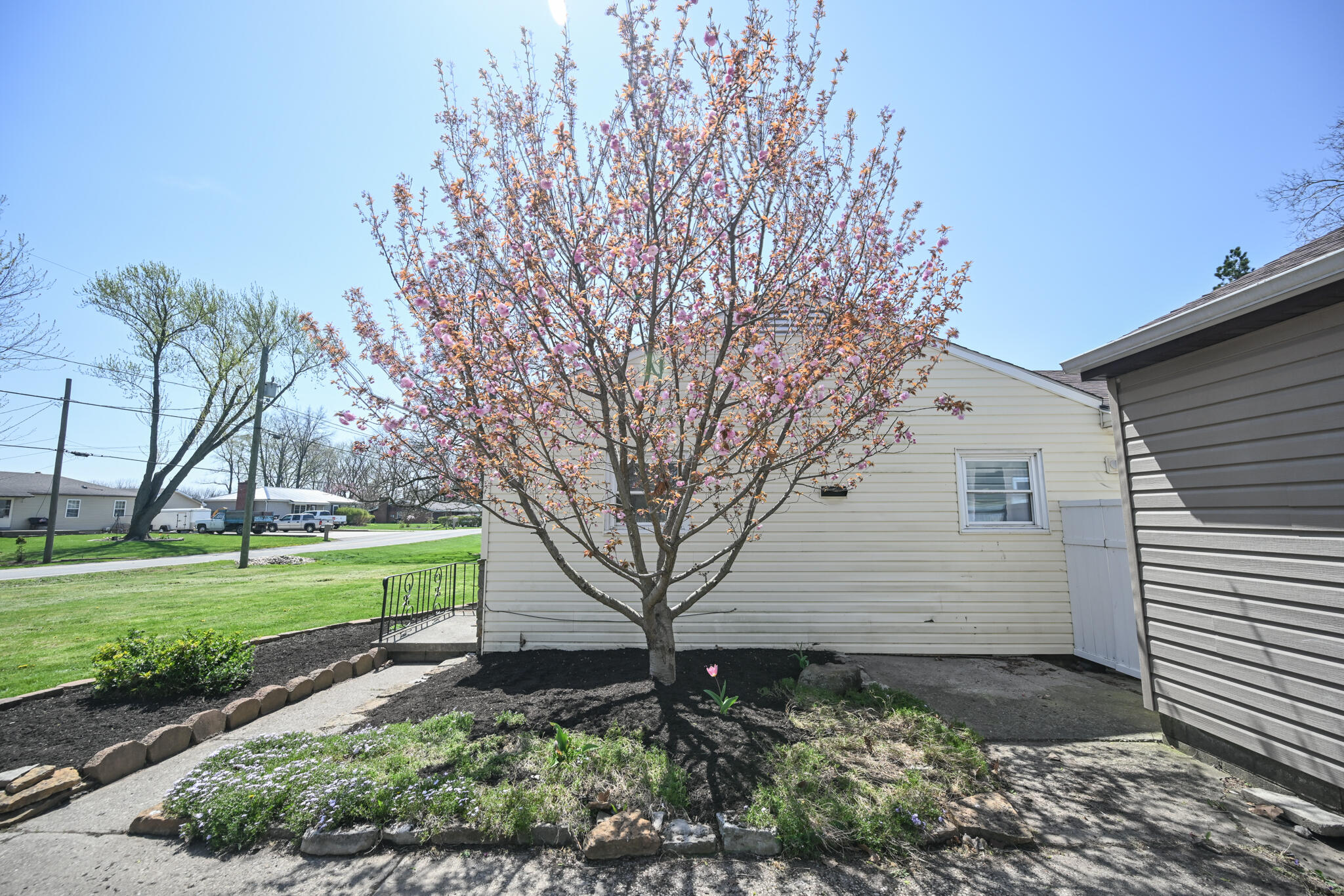 245 Gordon Road, Springfield, Ohio 45504