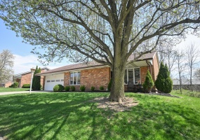 543 Argonne Avenue, Springfield, Ohio 45503, 2 Bedrooms Bedrooms, ,1 BathroomBathrooms,Residential,For Sale,Argonne,1038140
