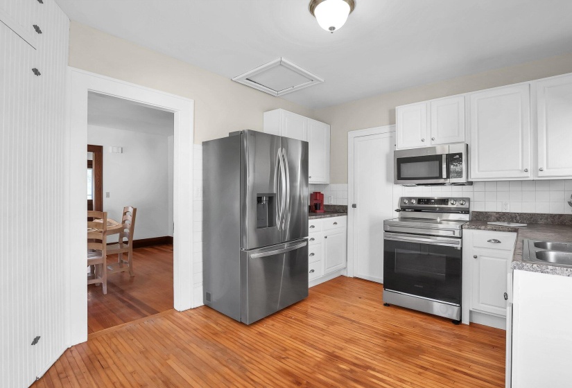 10-web-or-mls-170-n-madison-rd