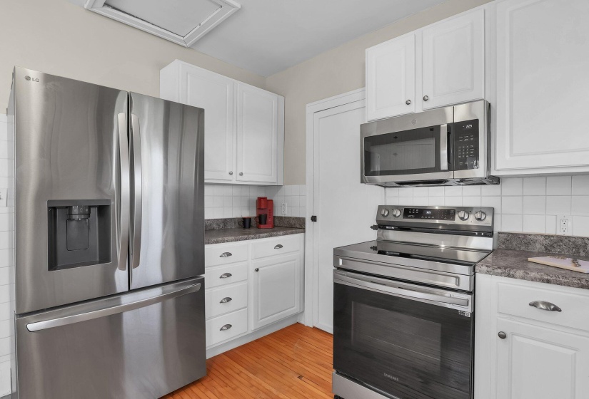 12-web-or-mls-170-n-madison-rd