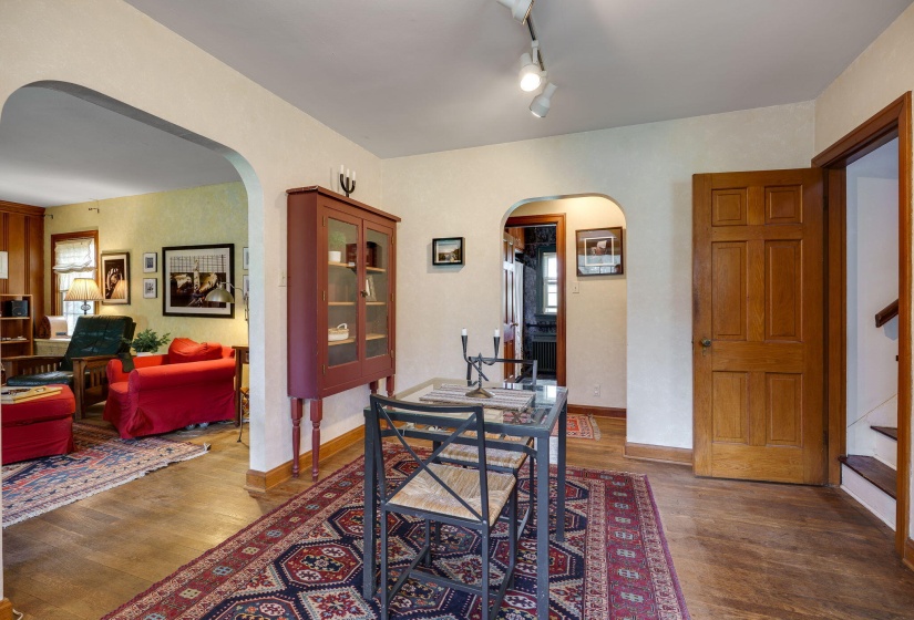 16-web-or-mls-6825-peters-pike