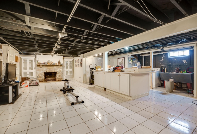 46-web-or-mls-6825-peters-pike