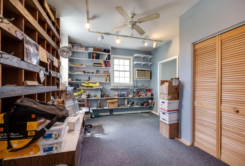 53-web-or-mls-6825-peters-pike