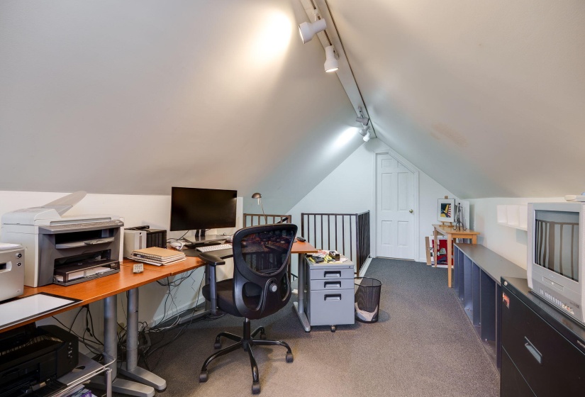 56-web-or-mls-6825-peters-pike