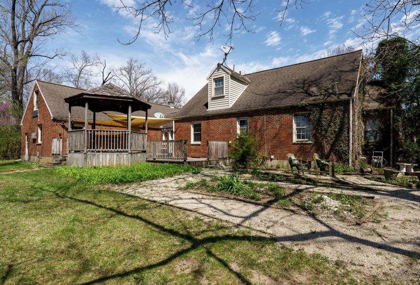 71-web-or-mls-6825-peters-pike