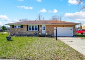 1201 Ferndale Lane, Springfield, Ohio 45503, 2 Bedrooms Bedrooms, ,1 BathroomBathrooms,Residential,For Sale,Ferndale,1038154