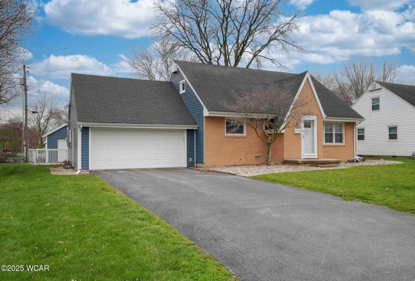 243 Esther Lane, Findlay, Ohio, 3 Bedrooms Bedrooms, ,2 BathroomsBathrooms,Residential,For Sale,Esther,306810