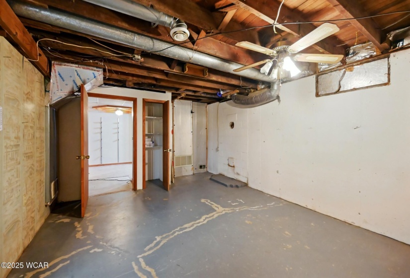 5561 Ada Road, Lima, Ohio, 2 Bedrooms Bedrooms, ,2 BathroomsBathrooms,Residential,For Sale,Ada,306762