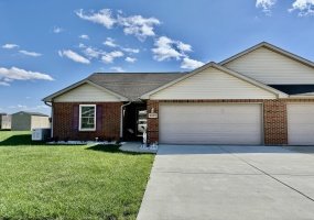 2907 Chinook Pass, Piqua, Ohio 45356, 3 Bedrooms Bedrooms, ,2 BathroomsBathrooms,Residential,For Sale,Chinook Pass,1038160