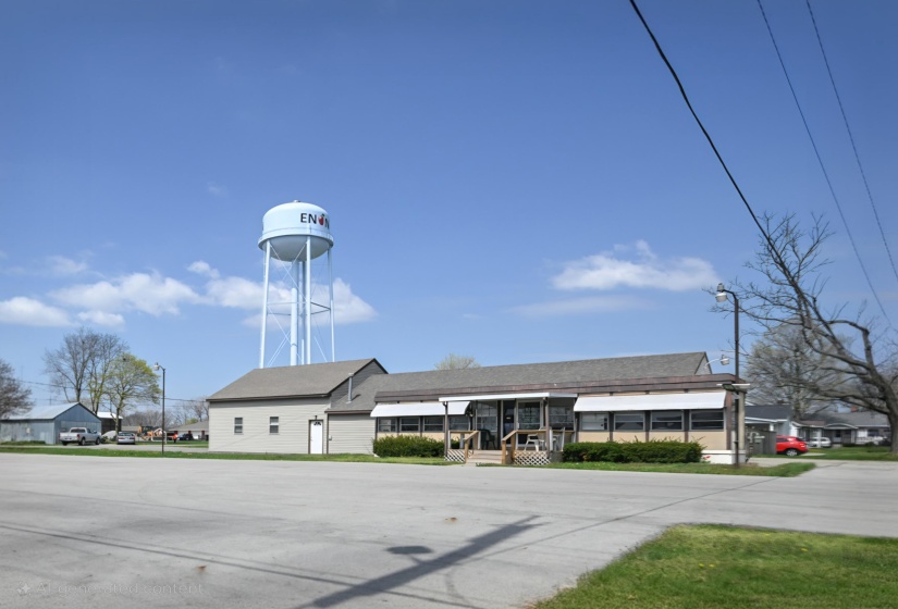 106 W Main St