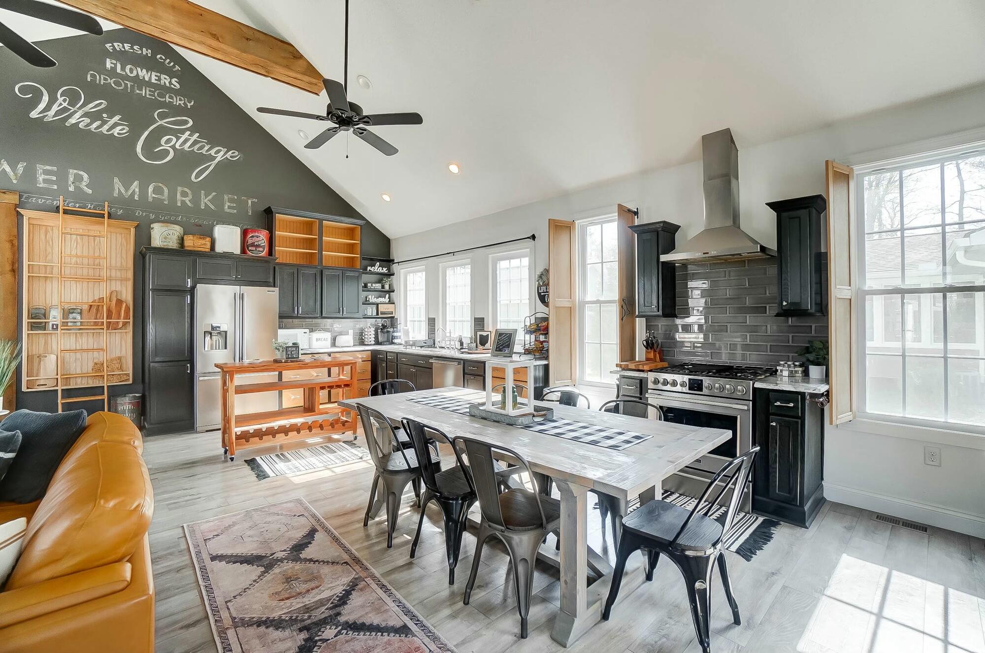 9436 Cottonwood Drive, Huntsville, Ohio 43324