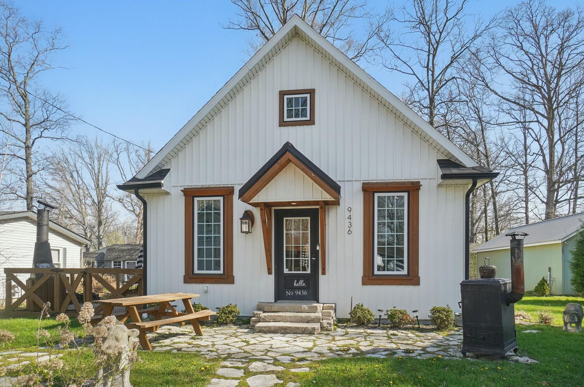9436 Cottonwood Drive, Huntsville, Ohio 43324