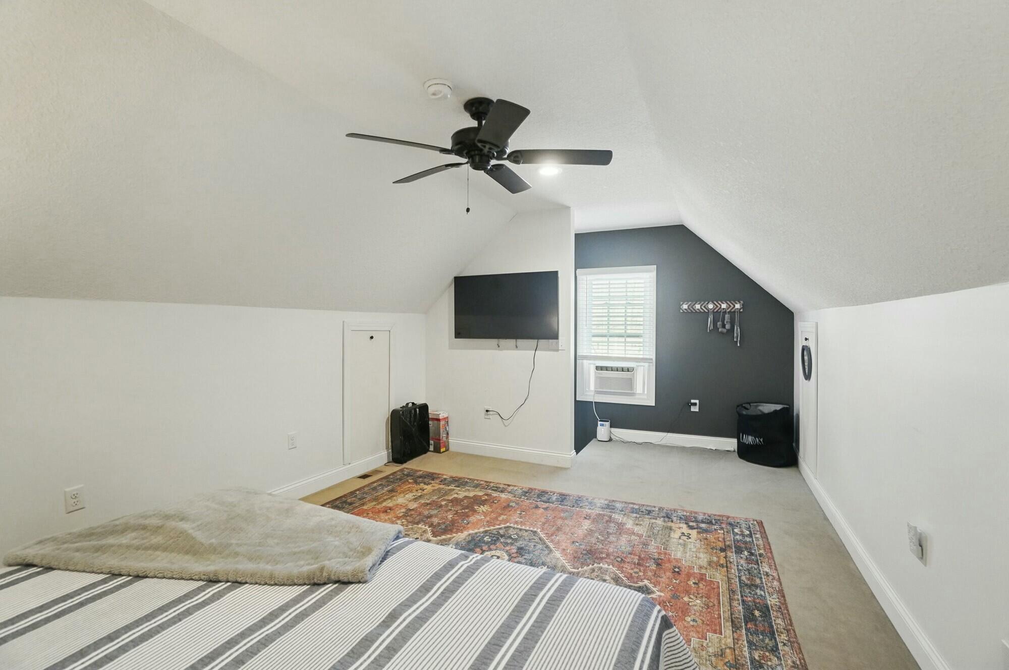 9436 Cottonwood Drive, Huntsville, Ohio 43324