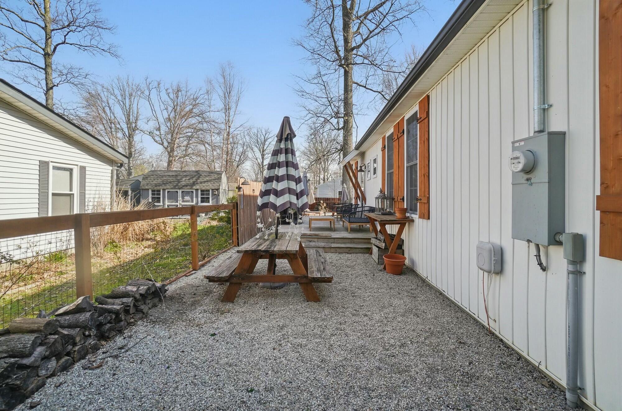 9436 Cottonwood Drive, Huntsville, Ohio 43324