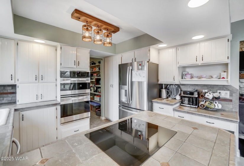 613 Canyon Drive, Lima, Ohio, 5 Bedrooms Bedrooms, ,3 BathroomsBathrooms,Residential,For Sale,Canyon,306556