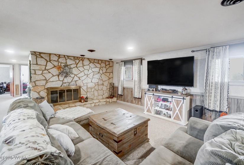 613 Canyon Drive, Lima, Ohio, 5 Bedrooms Bedrooms, ,3 BathroomsBathrooms,Residential,For Sale,Canyon,306556