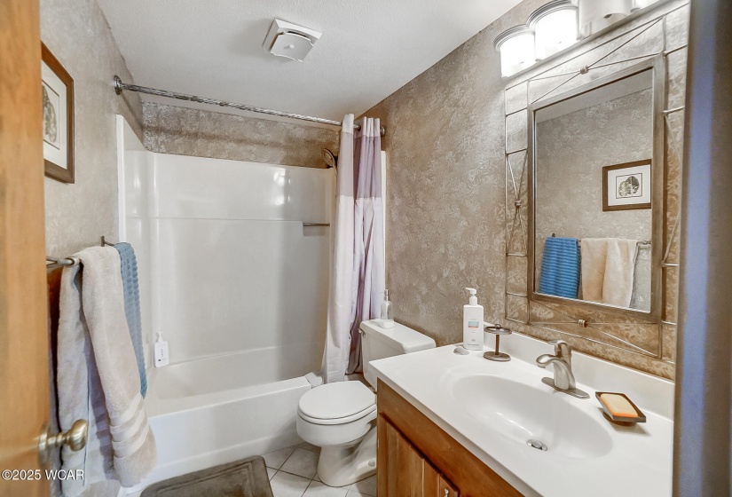 613 Canyon Drive, Lima, Ohio, 5 Bedrooms Bedrooms, ,3 BathroomsBathrooms,Residential,For Sale,Canyon,306556