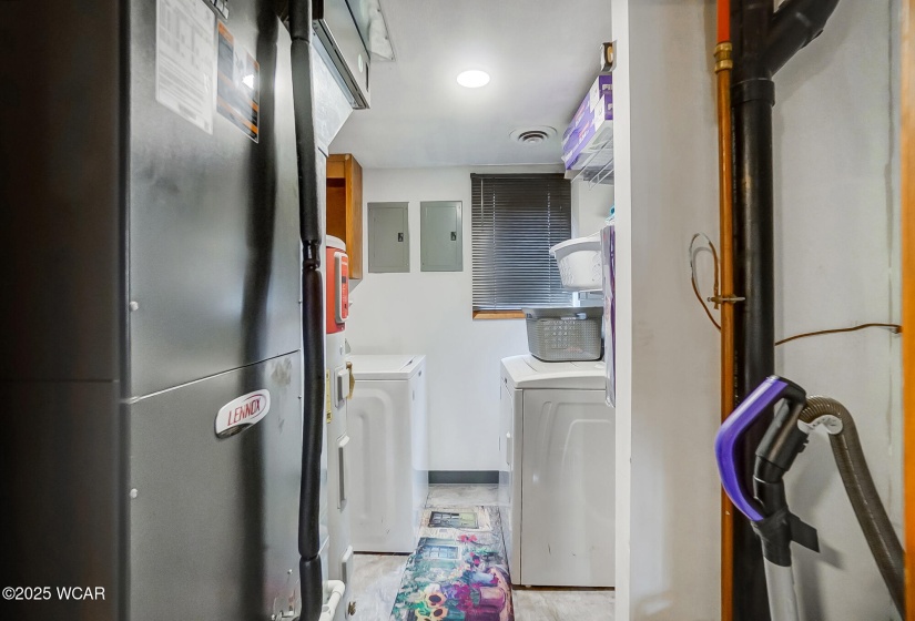 613 Canyon Drive, Lima, Ohio, 5 Bedrooms Bedrooms, ,3 BathroomsBathrooms,Residential,For Sale,Canyon,306556