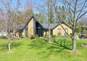 1321 Dakota Road, Bellefontaine, Ohio, 3 Bedrooms Bedrooms, ,2 BathroomsBathrooms,Residential,For Sale,Dakota,306787
