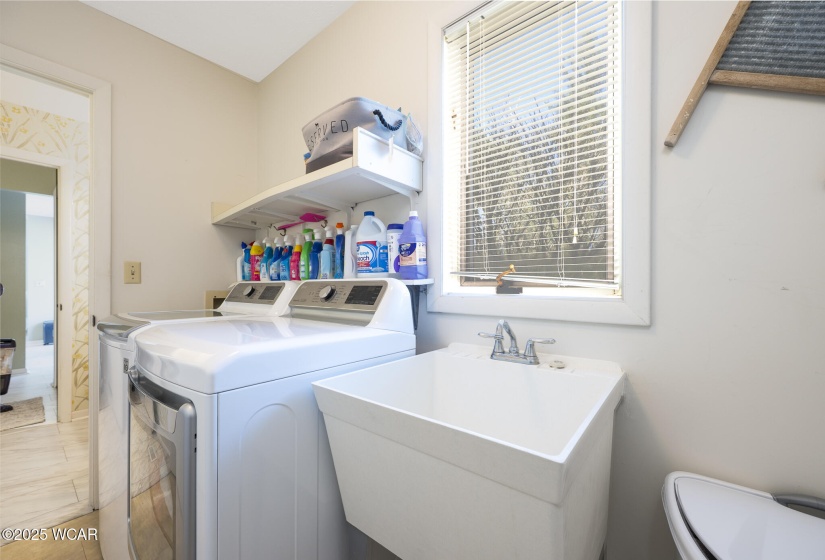 1321 Dakota Road, Bellefontaine, Ohio, 3 Bedrooms Bedrooms, ,2 BathroomsBathrooms,Residential,For Sale,Dakota,306787