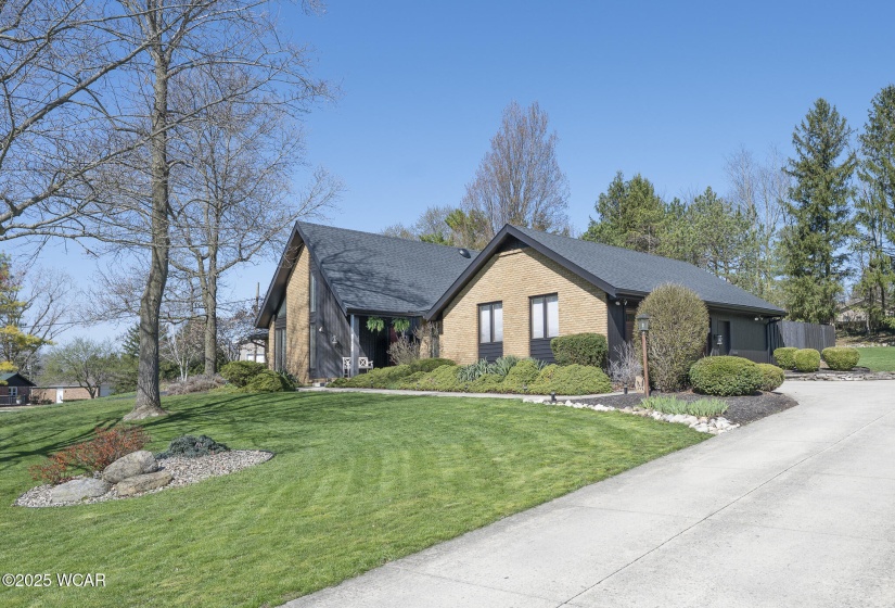 1321 Dakota Road, Bellefontaine, Ohio, 3 Bedrooms Bedrooms, ,2 BathroomsBathrooms,Residential,For Sale,Dakota,306787