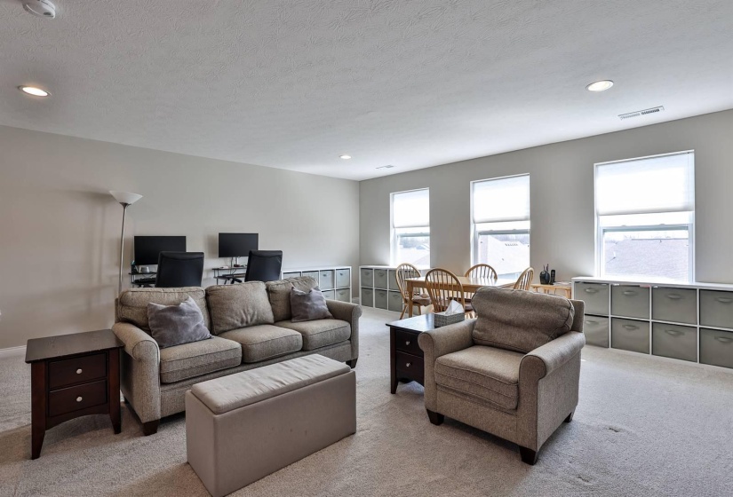 011-Family-Room-2