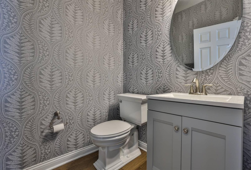042-Powder-Room