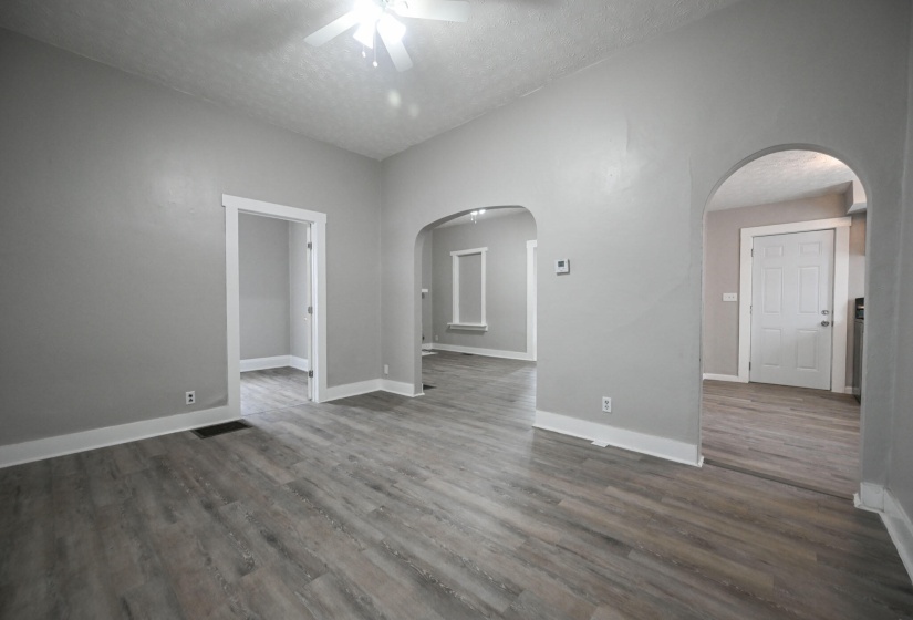 20250421-412 Dayton Ave-0007