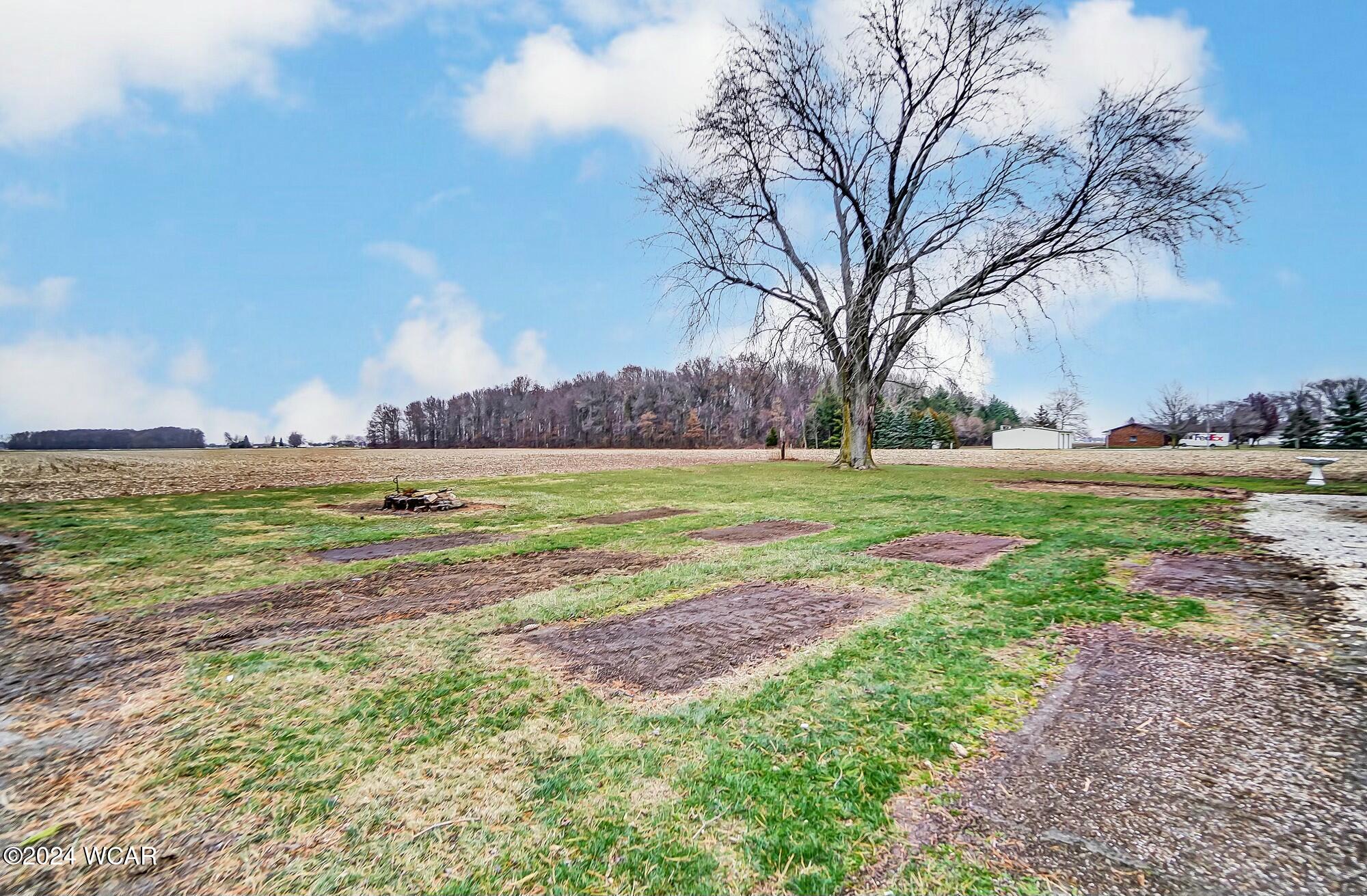 8640 State Road, Delphos, Ohio