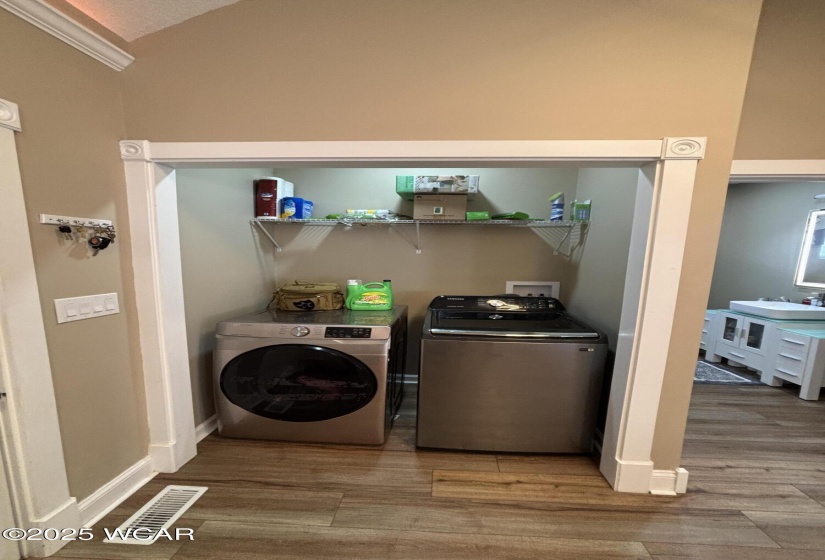 739 Elizabeth Street, Lima, Ohio, 4 Bedrooms Bedrooms, ,2 BathroomsBathrooms,Residential,For Sale,Elizabeth,306773
